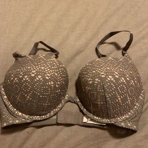 Victoria’s Secret Bra